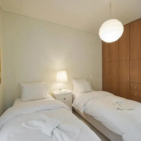 Lucyzen! Stylish Apt, Athenian Riviera, Near Appartement *