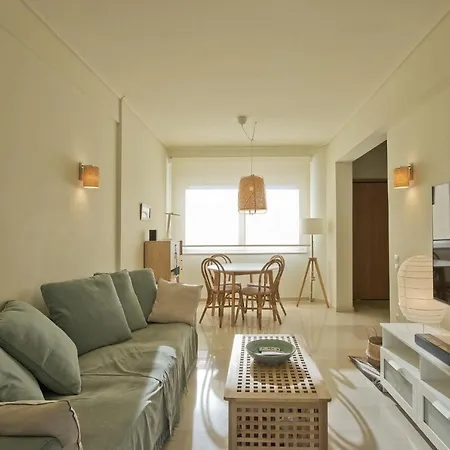 Appartement Lucyzen! Stylish Apt, Athenian Riviera, Near Athene